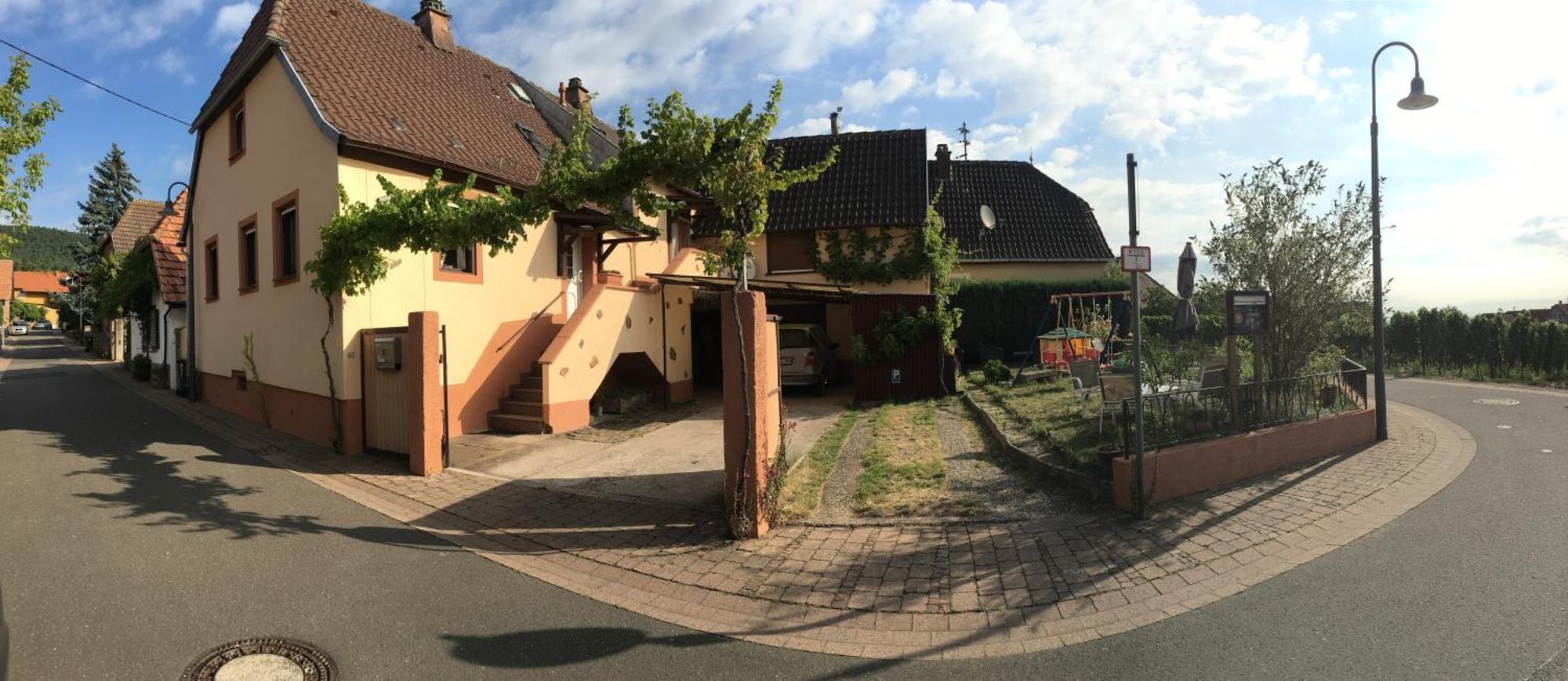 Ferienwohnung Suedpfalzblick Burrweiler Bagian luar foto